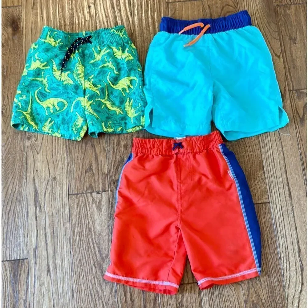 Boys swim trunk bundle Gap Coppertone Size 4/5